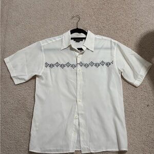 White Short Sleeve Men's Shirt with Pattern